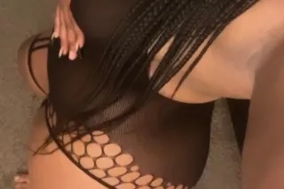 🍑💦NEW IN TOWN CUM SEE ME 🍑💦 - Image 3